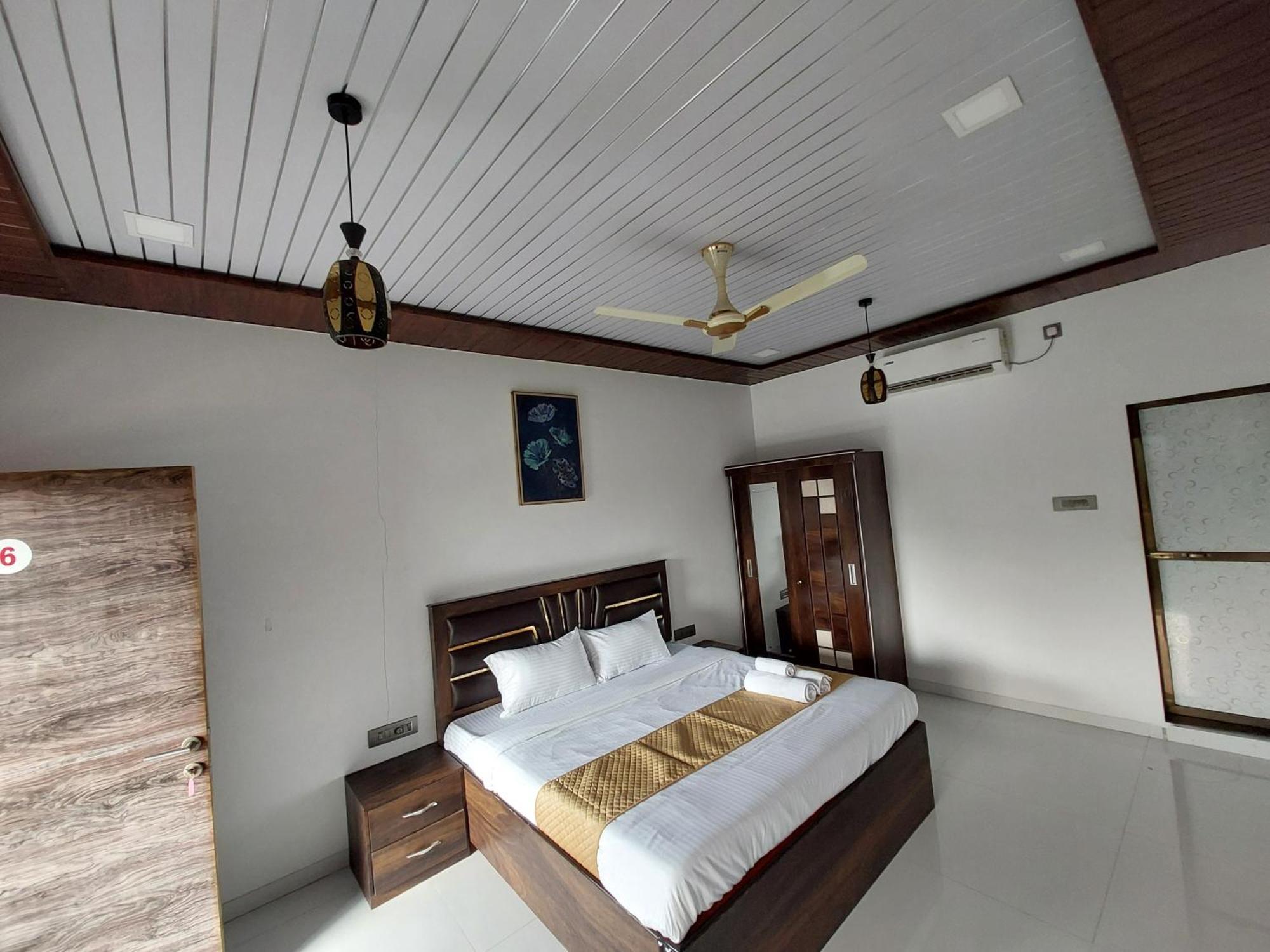 The Village Resorts كارجات الغرفة الصورة